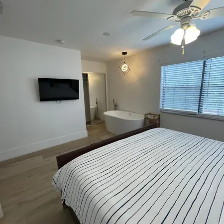 Cozy Downtown Apartments On Water Fort Lauderdale Exterior photo
